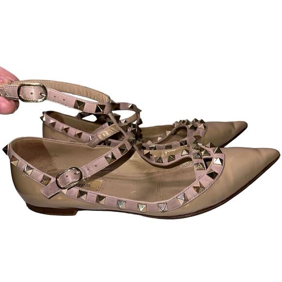 Valentino Garavani Rock Stud ankle wrap flats. Nude beige tan. Size 36 1/2 - Picture 1 of 16